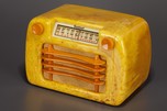 Catalin Sentinel ’Wavy Grill’ 284 Radio in Sand with Yellow